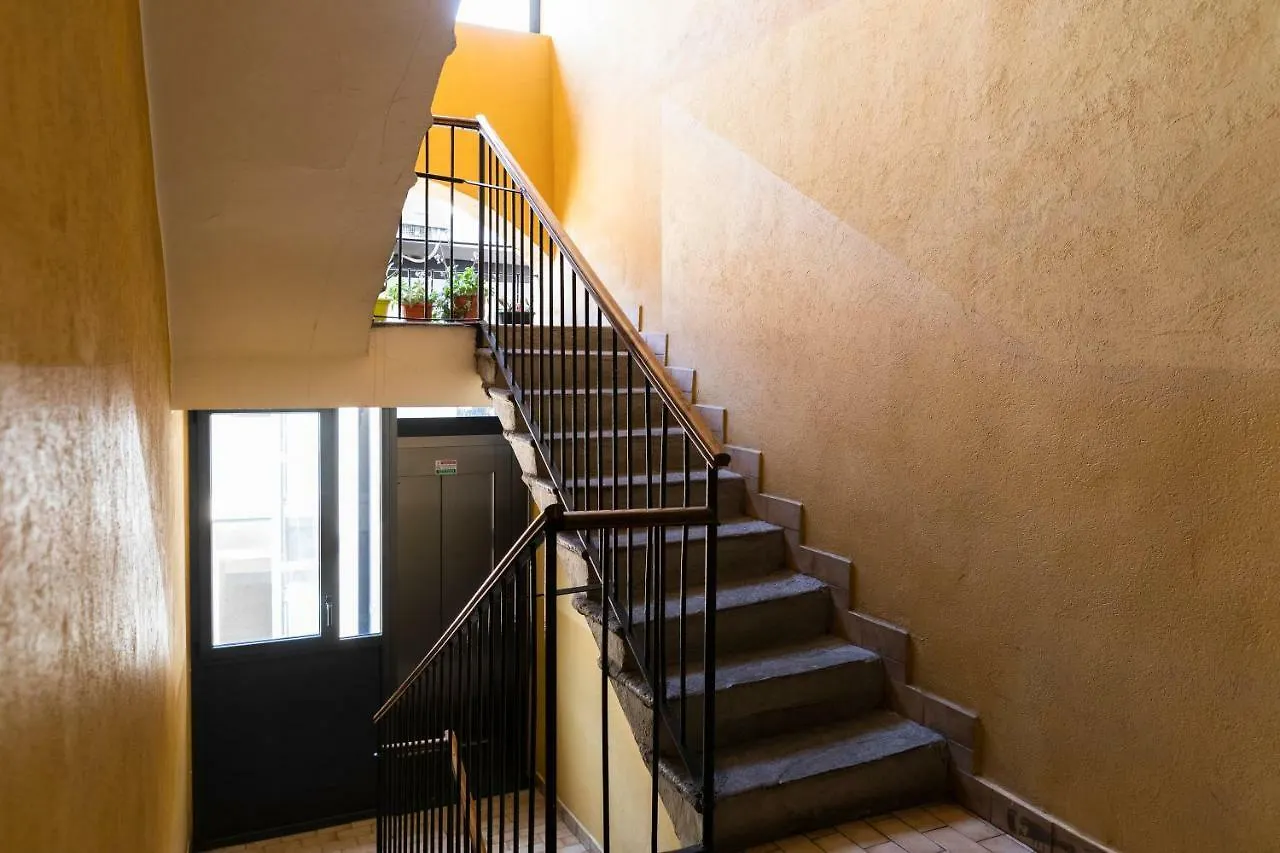 Smart Apartment - Milan Downtown Italy
